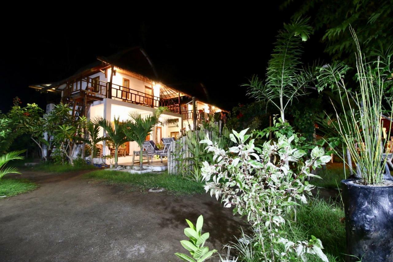 El Jardin De Shambala Hotel Gili Air Exterior photo